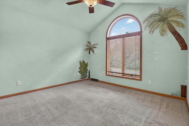 5035 N Northwood Trace, Janesville, WI 53545