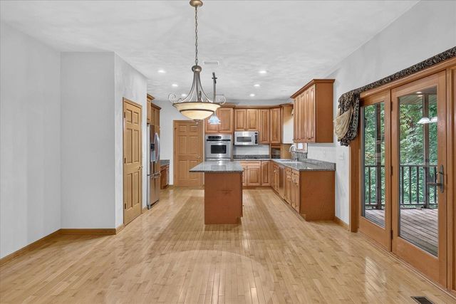 5035 N Northwood Trace, Janesville, WI 53545