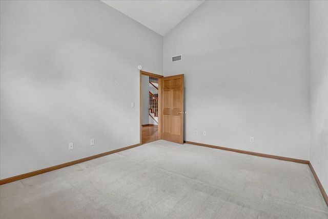 5035 N Northwood Trace, Janesville, WI 53545