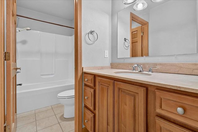 5035 N Northwood Trace, Janesville, WI 53545