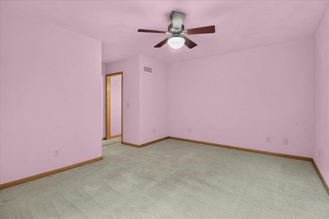 5035 N Northwood Trace, Janesville, WI 53545