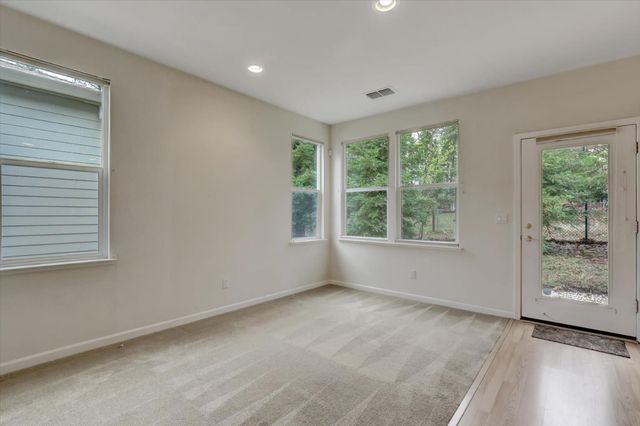 124 Starling Cir, Grass Valley, CA 95945