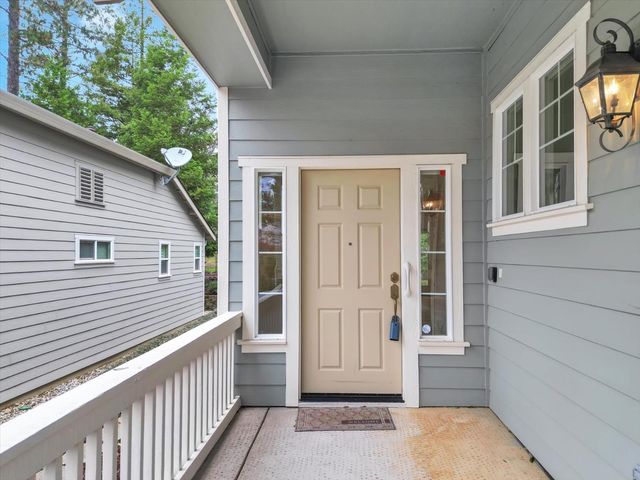 124 Starling Cir, Grass Valley, CA 95945