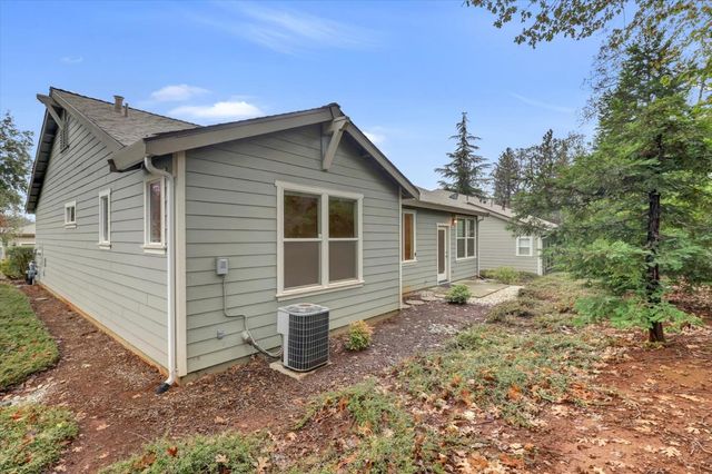124 Starling Cir, Grass Valley, CA 95945