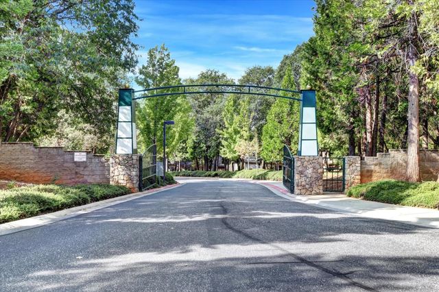 124 Starling Cir, Grass Valley, CA 95945