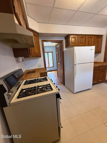 14 Davis Street, Glens Falls, NY 12801