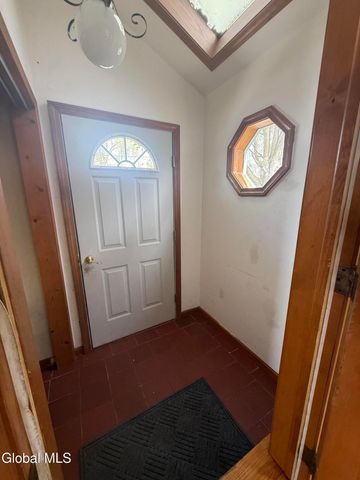 14 Davis Street, Glens Falls, NY 12801