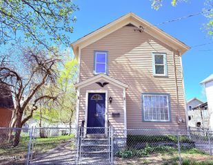 14 Davis Street, Glens Falls, NY 12801