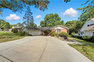 604 Rankin Road, Independence, MO 64055