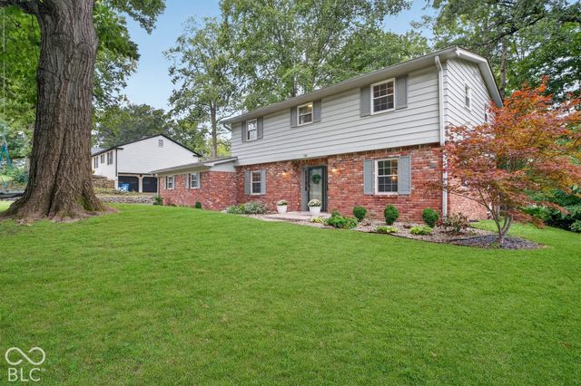 130 Beechmont Drive, Carmel, IN 46032