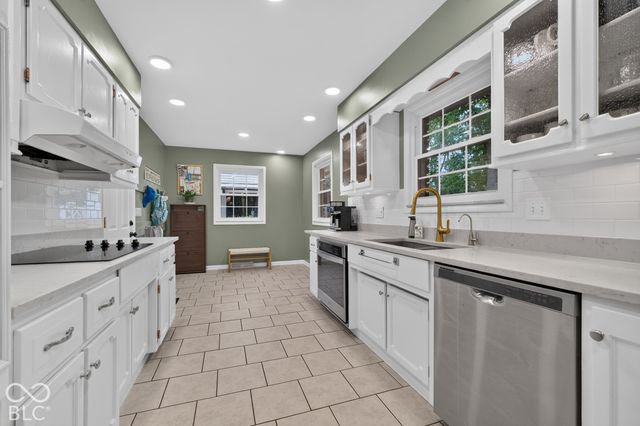 130 Beechmont Drive, Carmel, IN 46032
