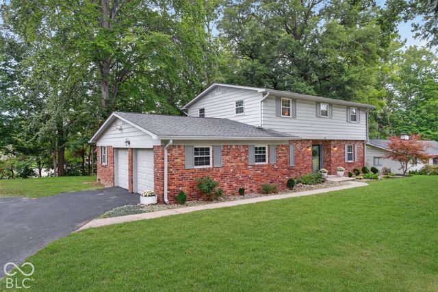 130 Beechmont Drive, Carmel, IN 46032