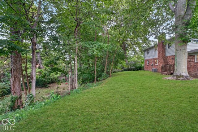 130 Beechmont Drive, Carmel, IN 46032