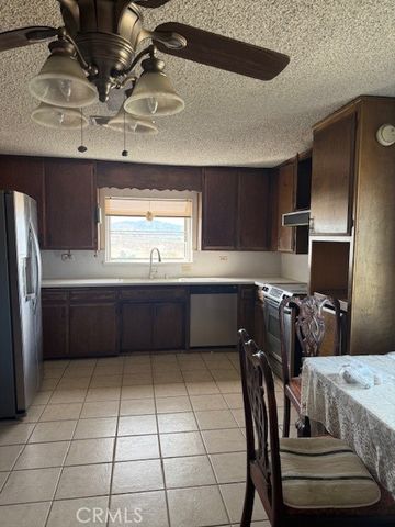 11507 Savage, Apple Valley, CA 92308