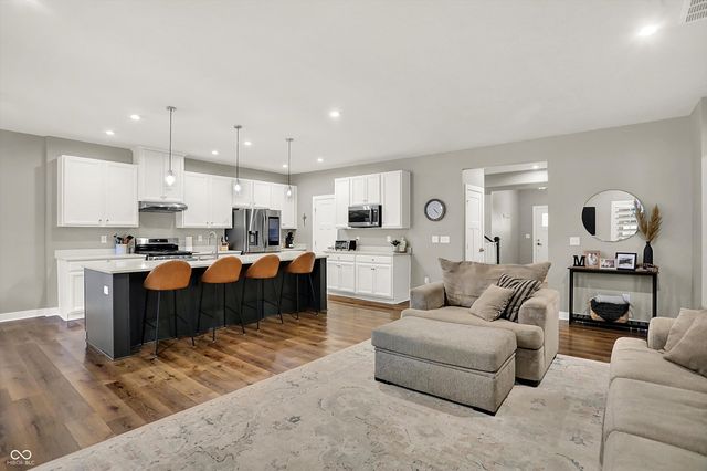 7272 W Beyers Court, New Palestine, IN 46163