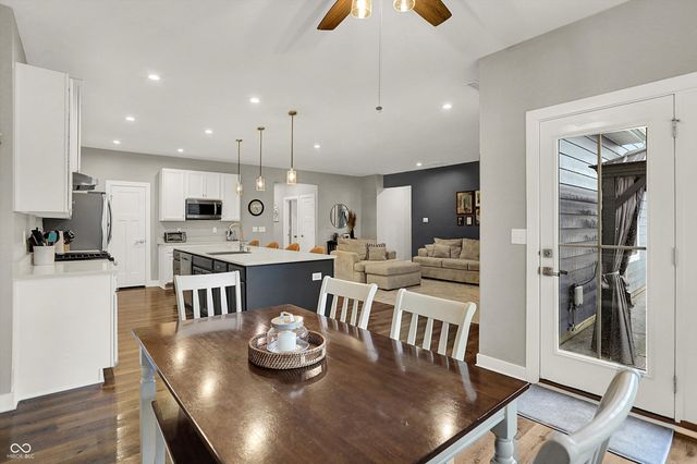 7272 W Beyers Court, New Palestine, IN 46163