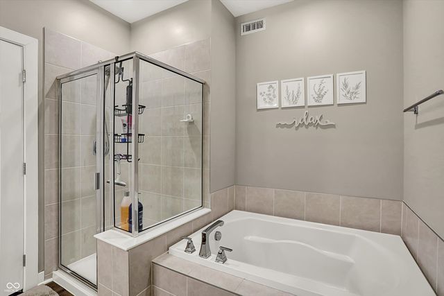 7272 W Beyers Court, New Palestine, IN 46163