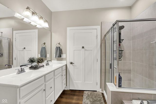 7272 W Beyers Court, New Palestine, IN 46163