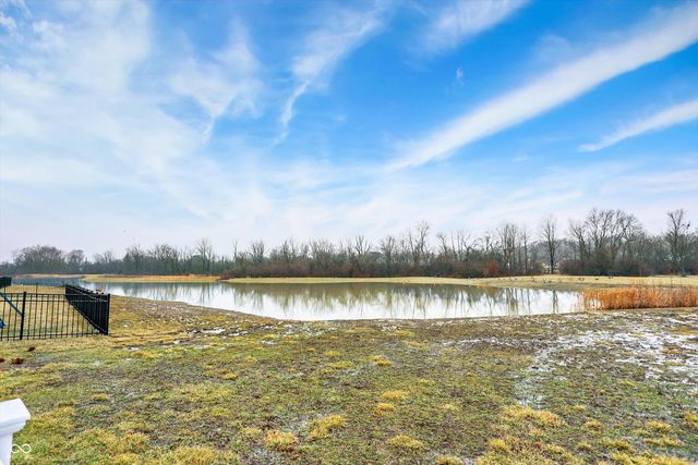 7272 W Beyers Court, New Palestine, IN 46163