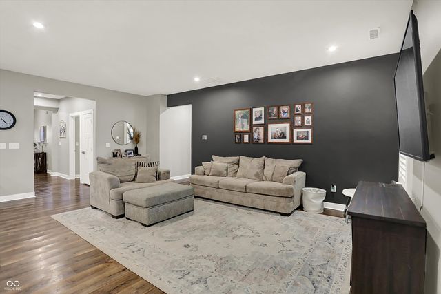 7272 W Beyers Court, New Palestine, IN 46163