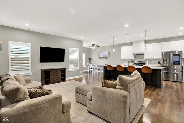 7272 W Beyers Court, New Palestine, IN 46163