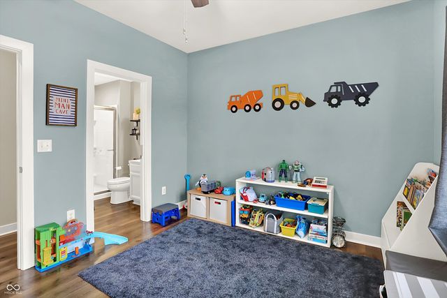 7272 W Beyers Court, New Palestine, IN 46163