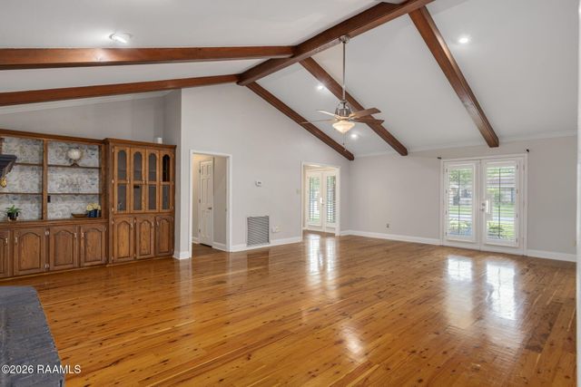 704 Canaan Drive, Lafayette, LA 70508