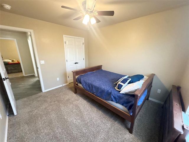 1917 Hebron Court, Yukon, OK 73099