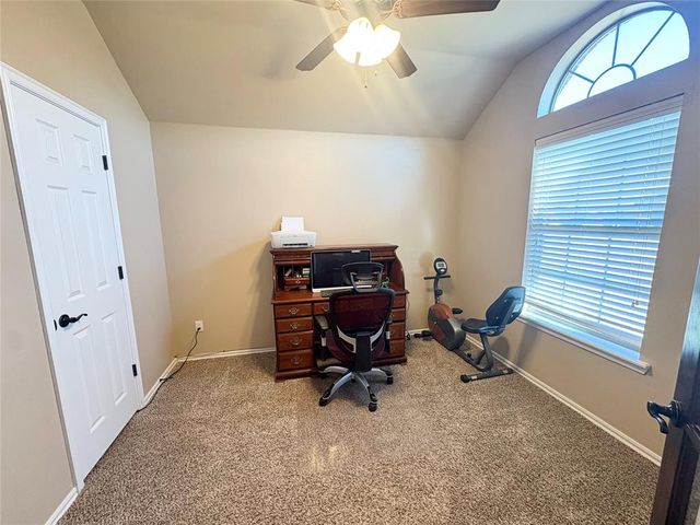 1917 Hebron Court, Yukon, OK 73099