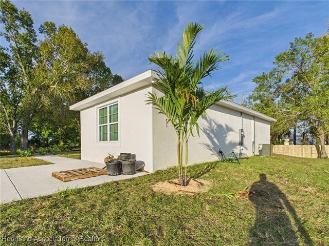 4634 Navarre Avenue, Sebring, FL 33872