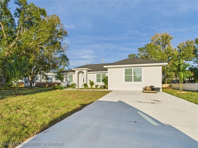 4634 Navarre Avenue, Sebring, FL 33872