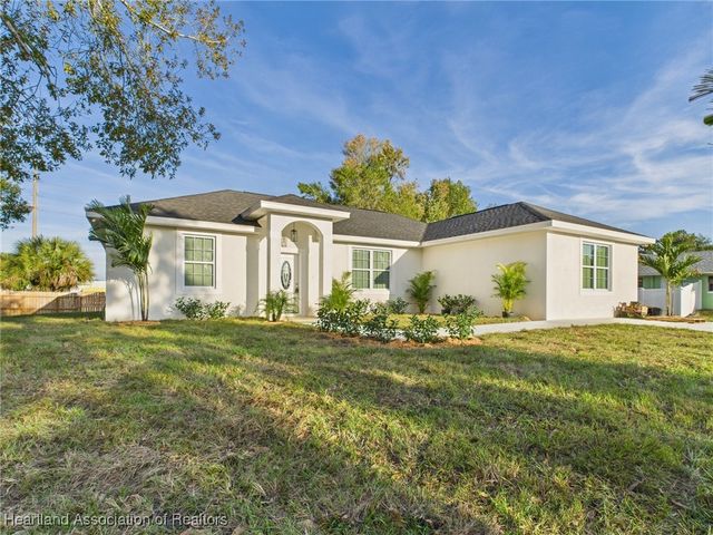 4634 Navarre Avenue, Sebring, FL 33872