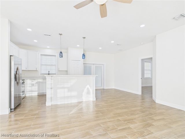 4634 Navarre Avenue, Sebring, FL 33872