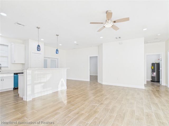 4634 Navarre Avenue, Sebring, FL 33872