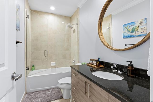 6176 SE Portofino Circle 3-303, Hobe Sound, FL 33455