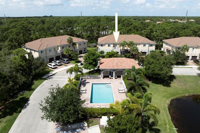 6176 SE Portofino Circle 3-303, Hobe Sound, FL 33455