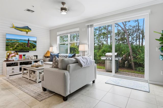 6176 SE Portofino Circle 3-303, Hobe Sound, FL 33455