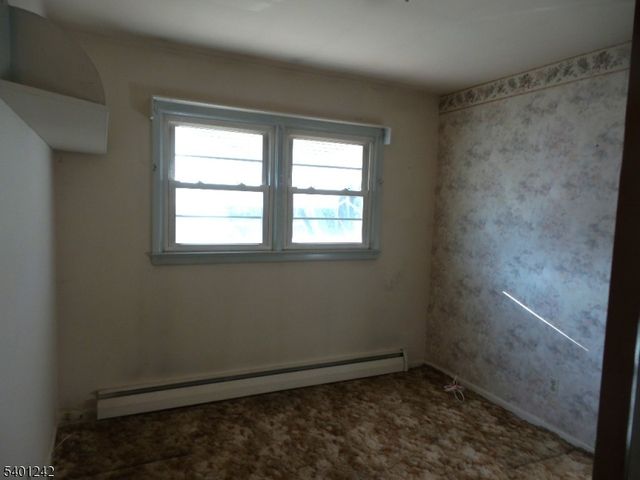 89 Church St, Ramsey Boro, NJ 07446