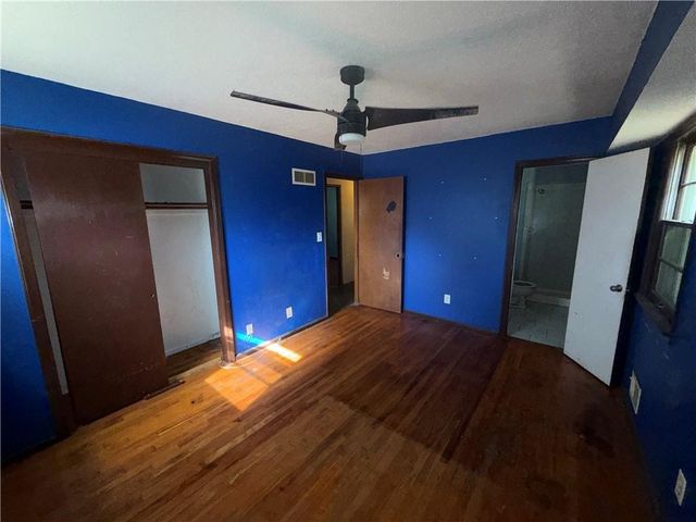 509 SW Westminister Road, Blue Springs, MO 64014