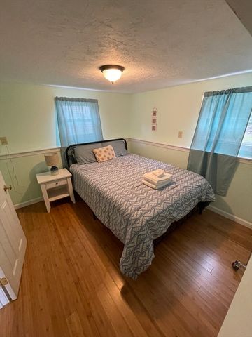 5 Andersen Ave, Sandwich, MA 02537