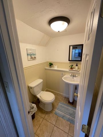 5 Andersen Ave, Sandwich, MA 02537