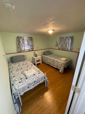 5 Andersen Ave, Sandwich, MA 02537