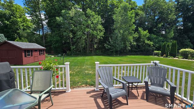 15 Claire Lane, Bloomfield, CT 06002