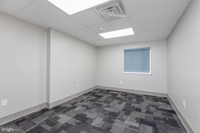 411 COMMERCE LN, West Berlin, NJ 08091