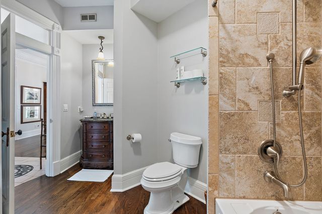 3626 West End Ave Apt 201, Nashville, TN 37205