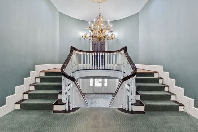3626 West End Ave Apt 201, Nashville, TN 37205