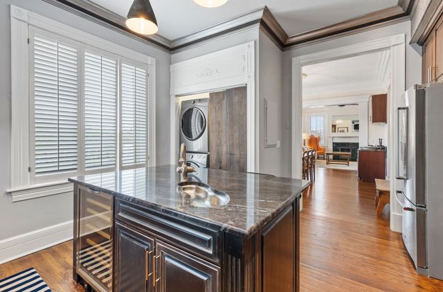 3626 West End Ave Apt 201, Nashville, TN 37205