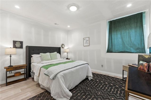 211 E Whispering Hills Boulevard, Lone Jack, MO 64070