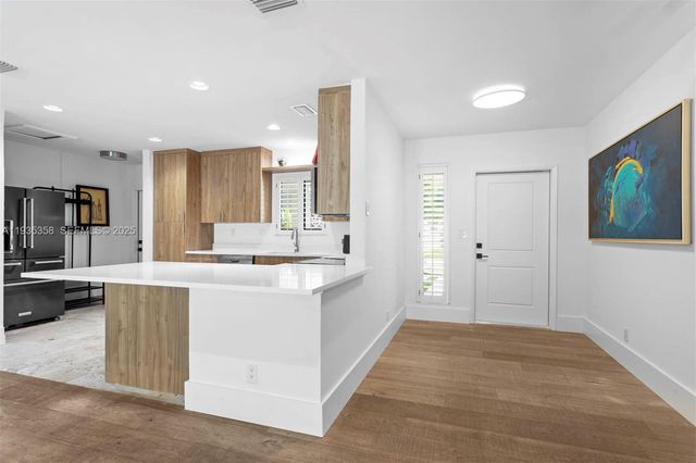 715 NE 25th Ave, Pompano Beach, FL 33062