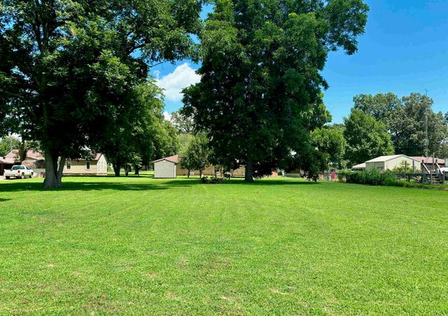 202 S Free St, Portia, AR 72457